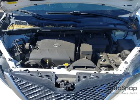 2015 Toyota Sienna Se 8 Passenger из США, поврежденный, VIN 5TDXK3DC9FS672966